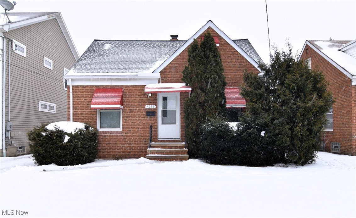 4623 W 157th Street, Cleveland, Ohio image 1