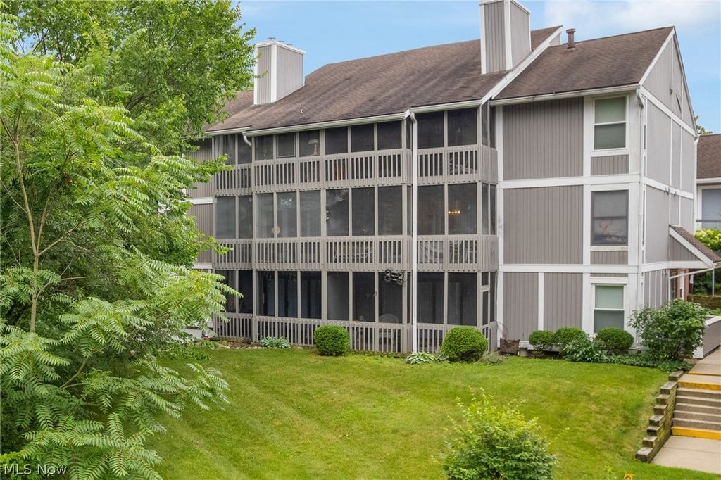 Photo of 227 Portage Lakes Drive, Akron, OH 44319 (MLS # 5217348)