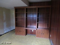 9036 Lindbergh Boulevard, Olmsted Falls, Ohio image 13
