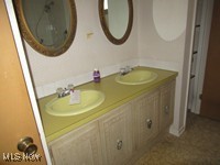 9036 Lindbergh Boulevard, Olmsted Falls, Ohio image 23