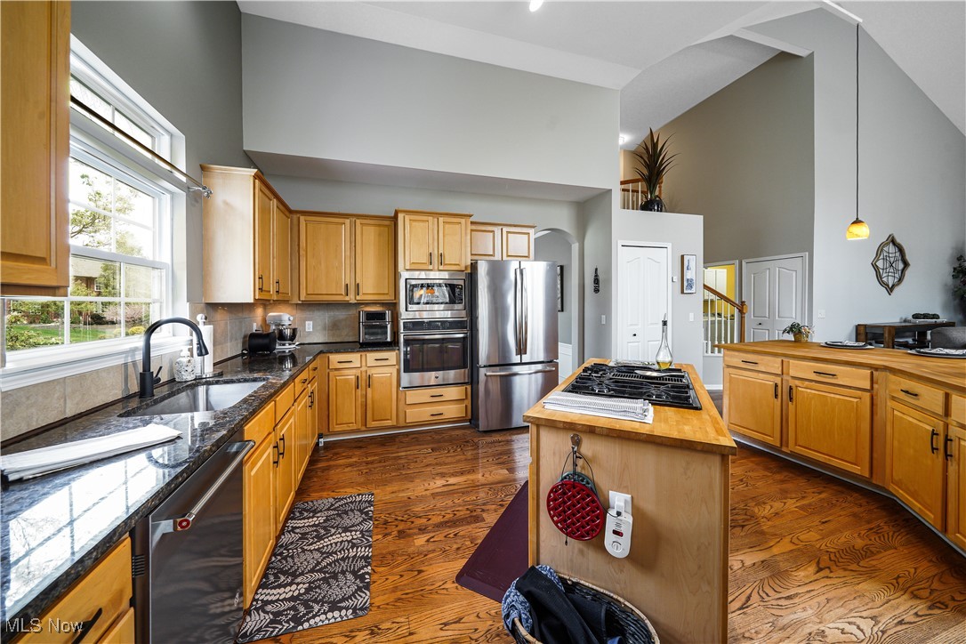 1005 W Parkway Boulevard, Aurora, Ohio image 12