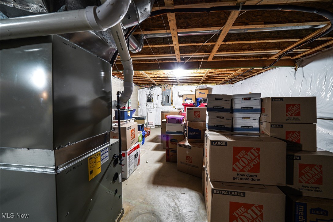 1005 W Parkway Boulevard, Aurora, Ohio image 38