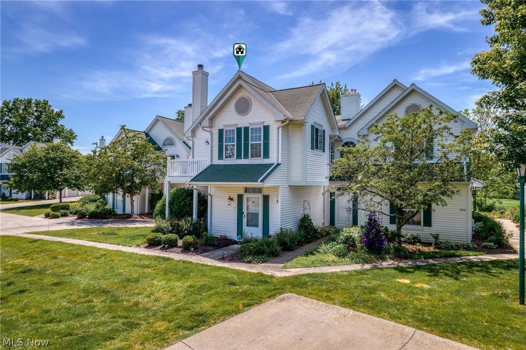 Photo of 282 Vista Circle, North Olmsted, OH 44070 (MLS # 5217474)
