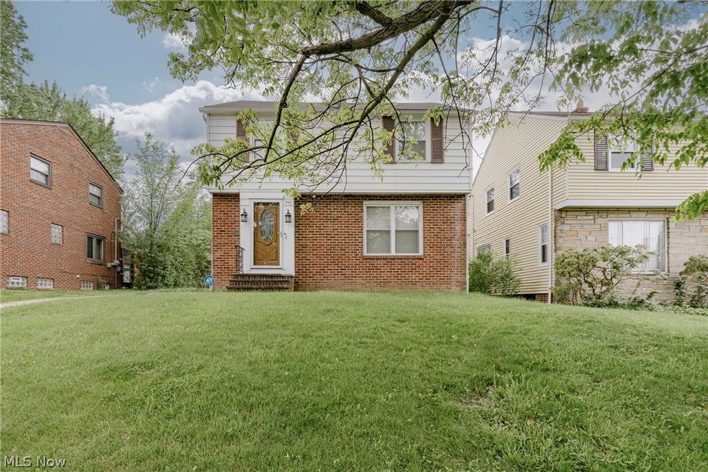 Photo of 1830 Beverly Hills Drive, Euclid, OH 44117 (MLS # 5209435)