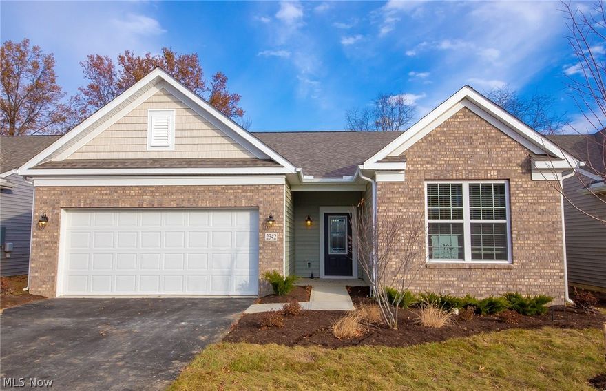This is a great new 2 bed 2 bath ranch in The Retreat at Sunbury. The kitchen has stainless steel gas appliances, 42'' antique landen maple cabinets, granite counters, pendant lighting and a tile wall backsplash. The master bath has 35'' cabinets, a semi frameless shower door and a tile shower wall. A sunroom and a 2 car insulated garage with garage attic storage are some of the other great features. The Retreat at Sunbury is a family-friendly community located in the village of Sunbury which offers a small-town atmosphere close to shopping, dining and entertainment. Schedule your showing today.