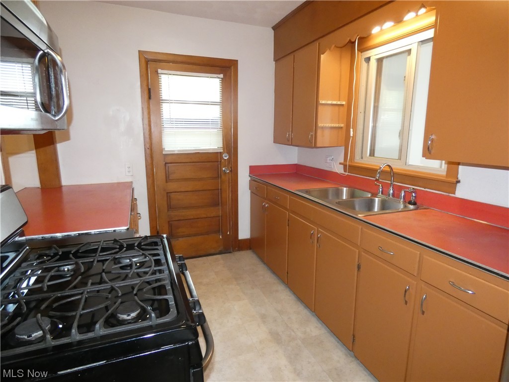 Ne Div - Residential Lease