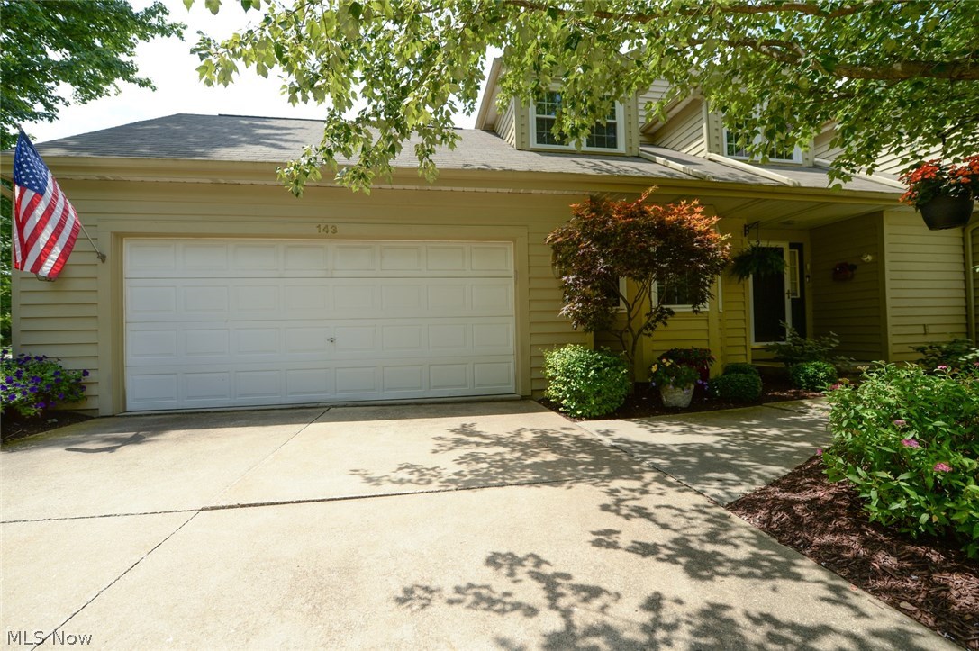 Oaks Of Aurora - Residential