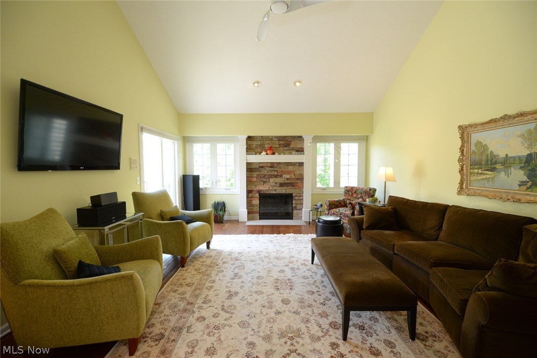 Oaks Of Aurora - Residential