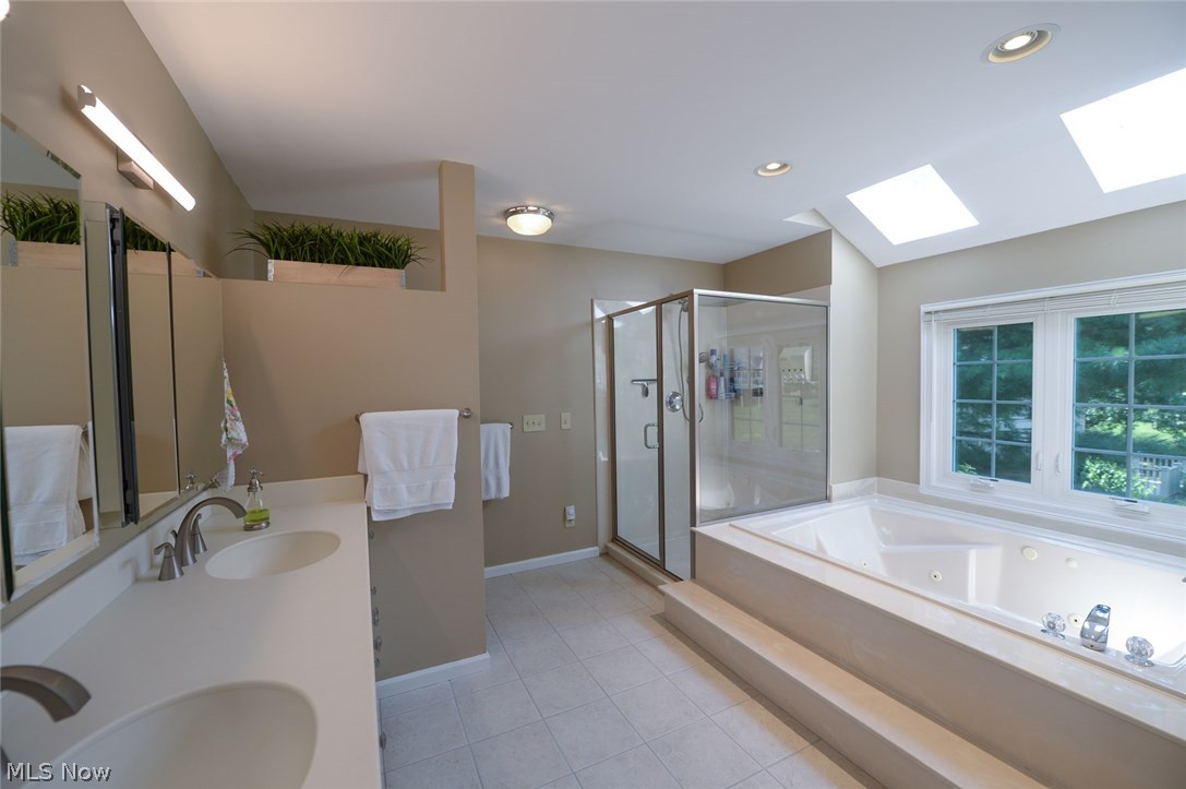 Oaks Of Aurora - Residential