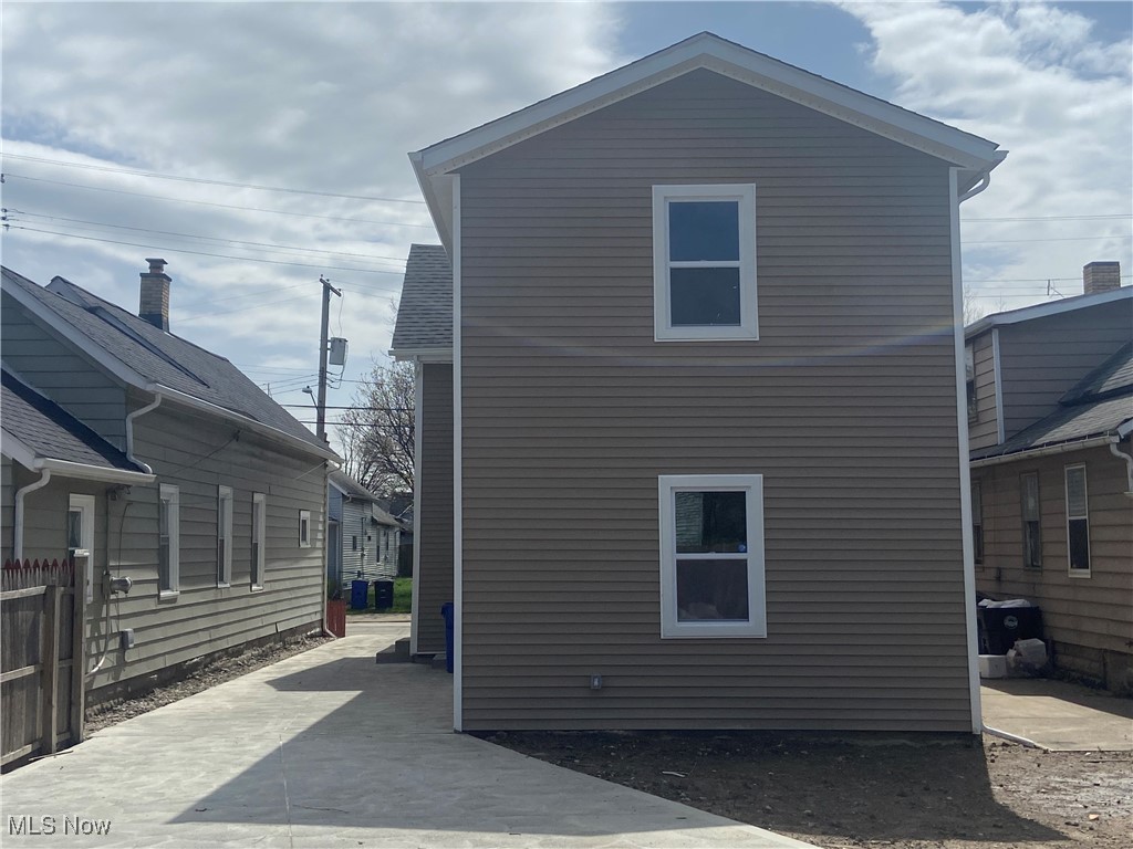 Jacob F Walzs - Residential Lease