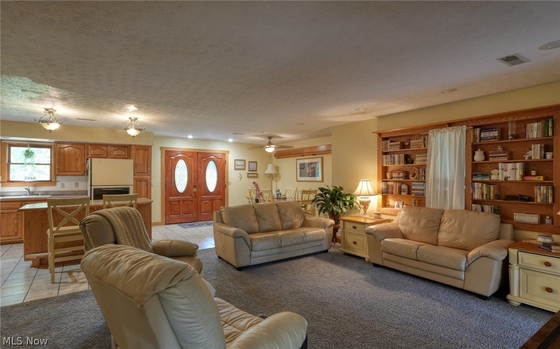 7707 Pioneer Drive