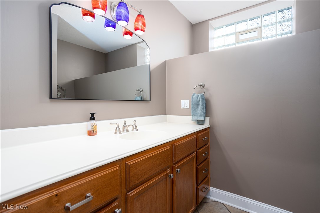 6456 Torington Drive, Medina, Ohio image 36
