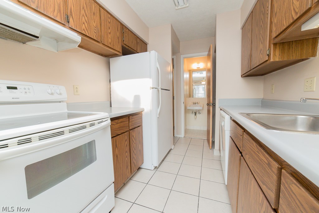 Huntington Hills Condo - Residential