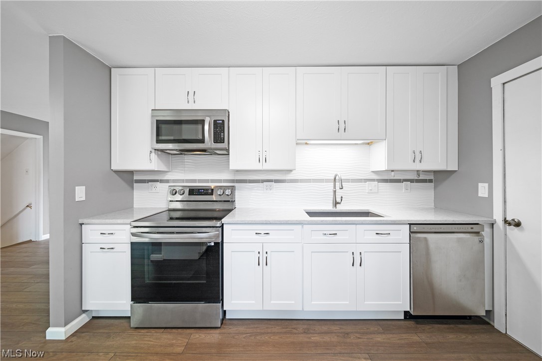 Hallmark Manor - Residential