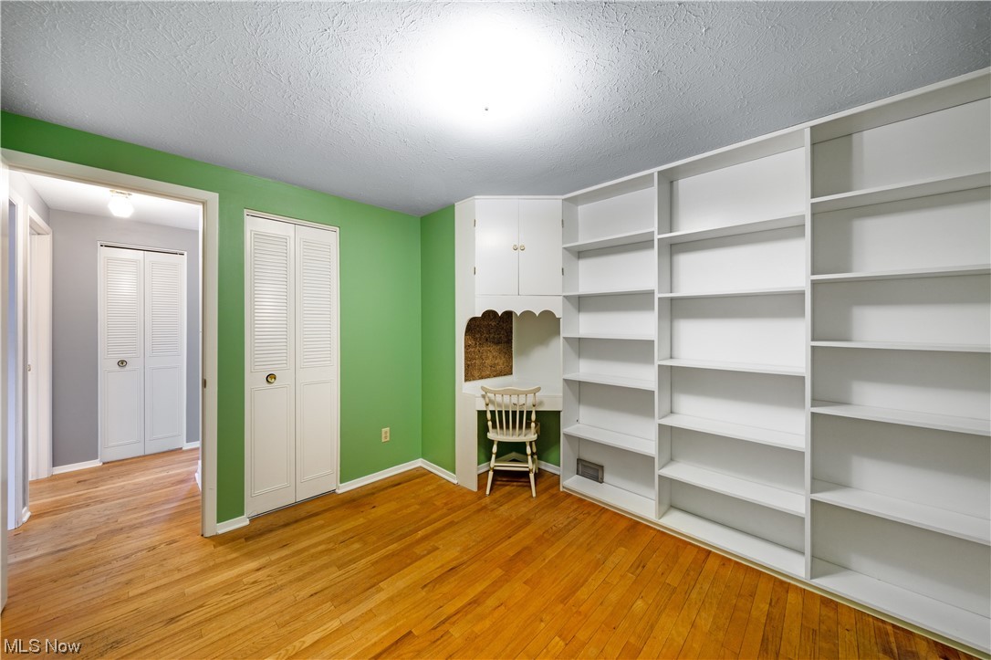 Hallmark Manor - Residential