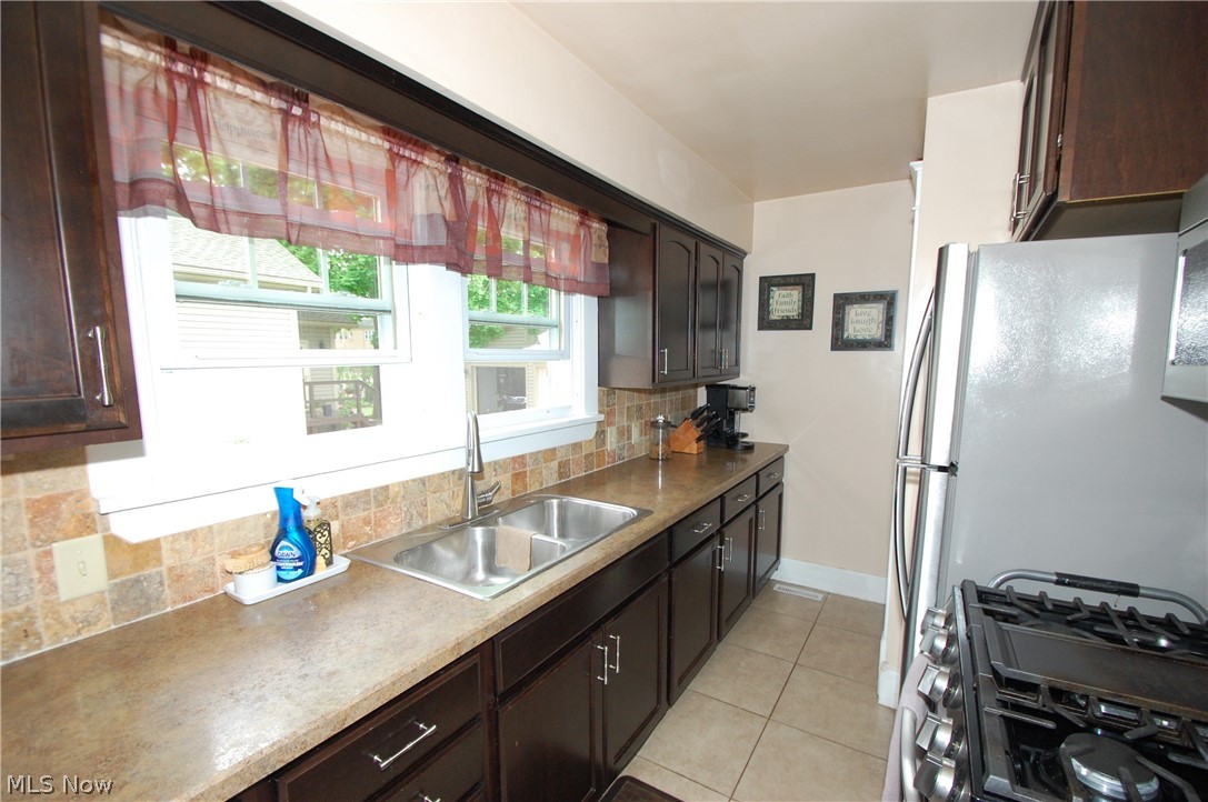 City/Canfield - Residential