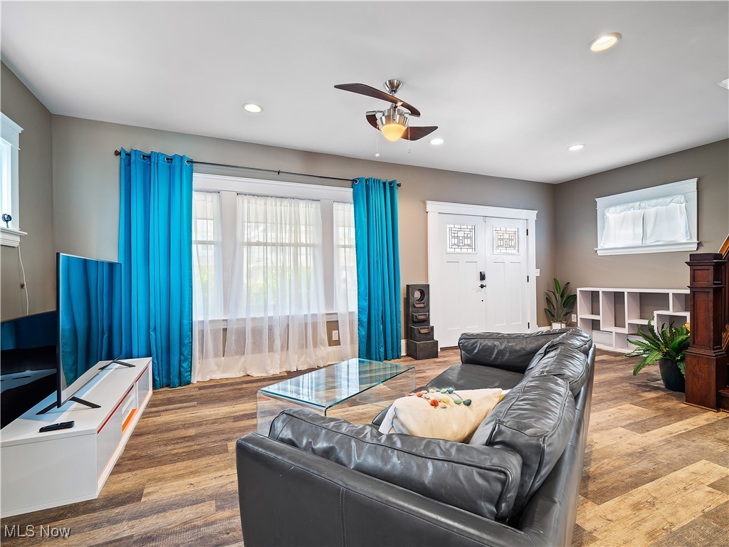1909 W 74th Street, Cleveland, Ohio image 9