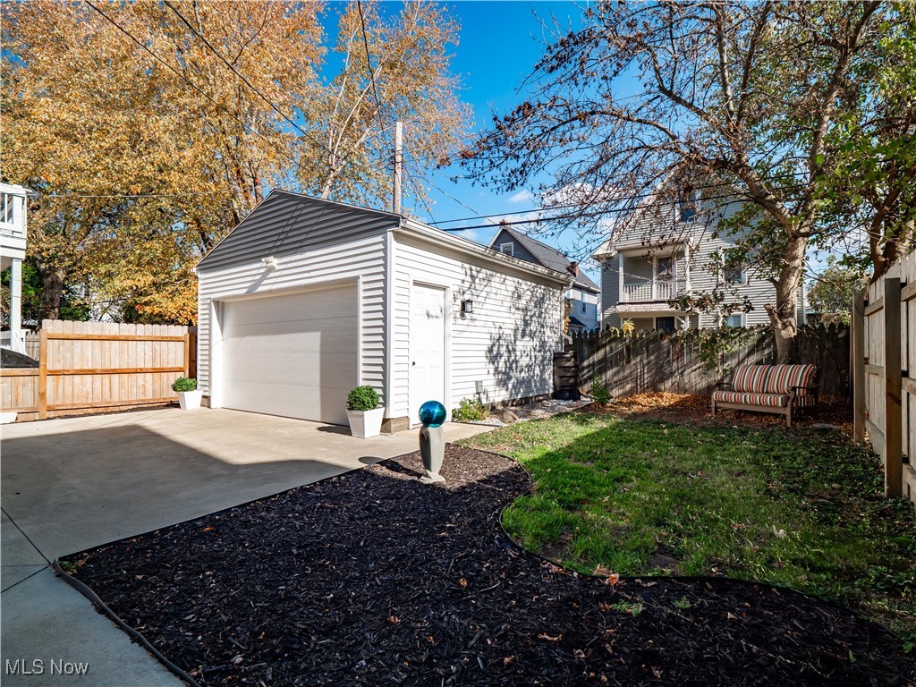 1909 W 74th Street, Cleveland, Ohio image 46