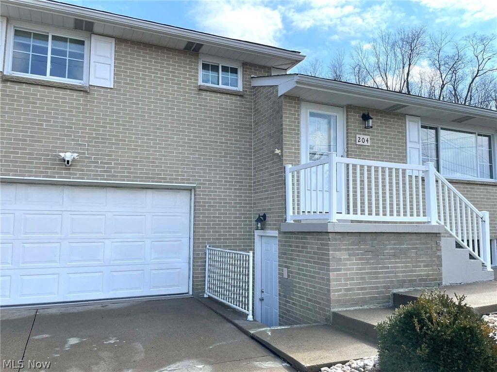 Photo of 204 May Lane, Wintersville, OH 43953 (MLS # 5189276)