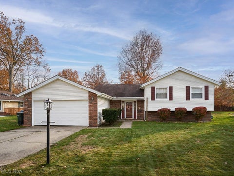 26511 Locust Drive, Olmsted Falls, OH 44138 - #: 5173809