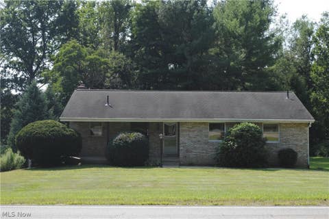 Homes For Sale - 925 Minerva Road<br/> Magnolia, OH 44643