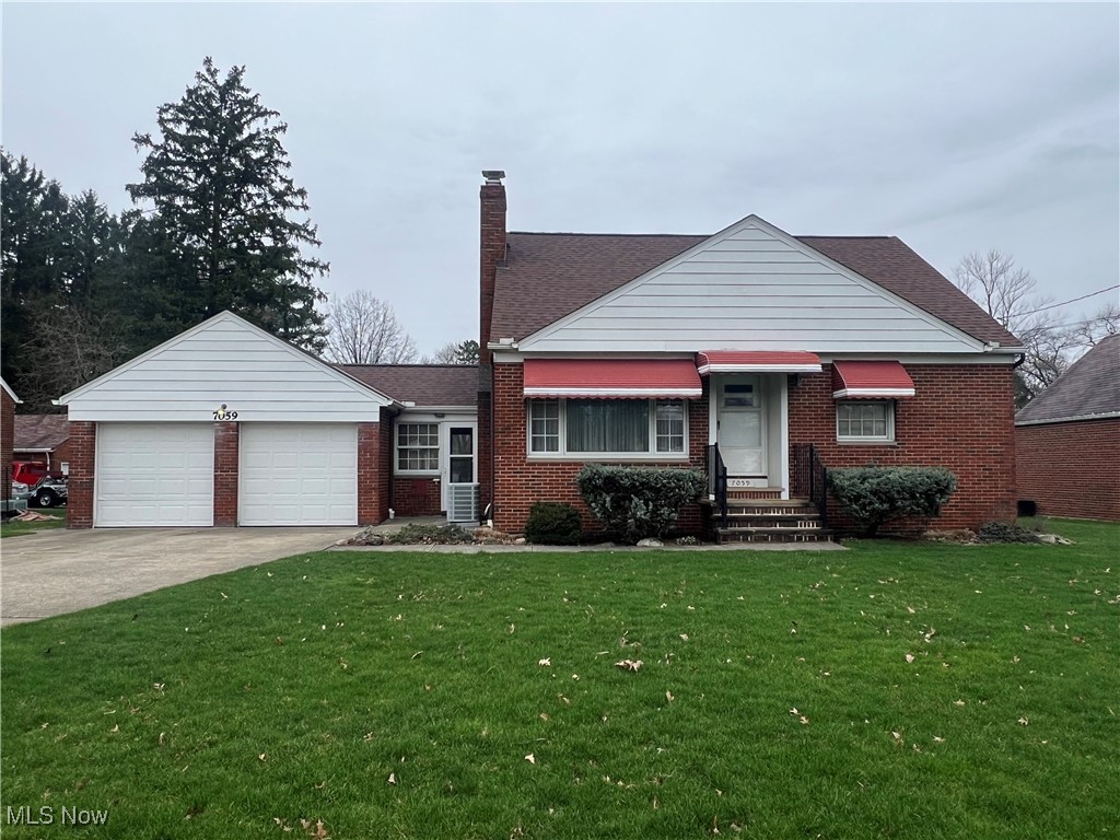 Charming ALL BRICK cape cod with attached 2 car garage, situated on a almost an acre of land! Hardwood floors thru-out first floor. Pella replacement windows, newer HVAC, newer hot water tank! Entered for comp purposes only