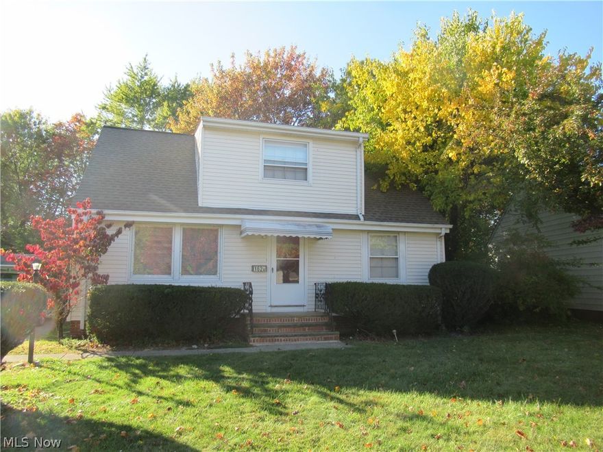 Spacious Bungalow on quiet street in Lyndhurst. Nicely refinished hardwood floors, dining room, large backyard. Upstairs has large 3rd bedroom with full bath. Finished rec room in basement. Fresh and clean!