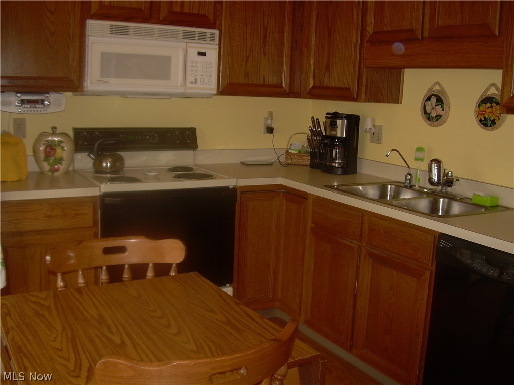 Amherst Commons - Residential