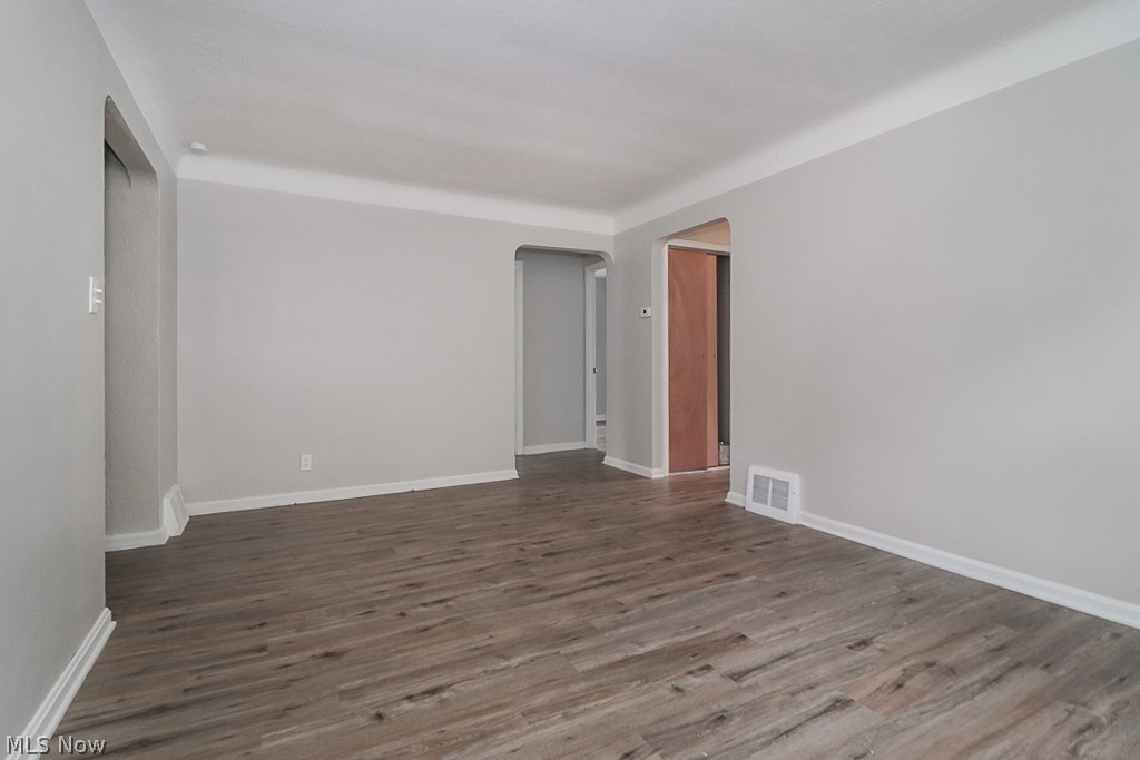 Maple Heights 02 - Residential Lease