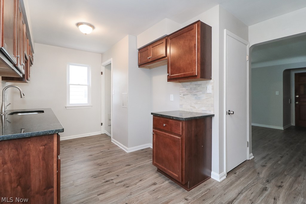 Maple Heights 02 - Residential Lease