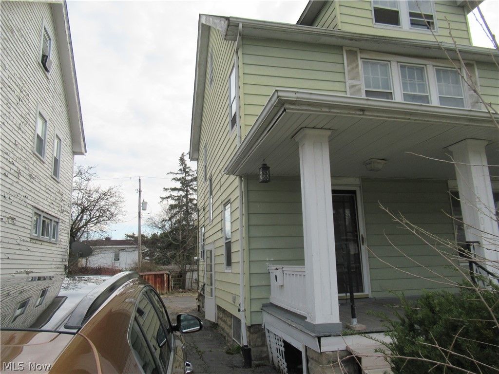 Photo of 12704 Christine Avenue, Garfield Heights, OH 44105 (MLS # 5194988)