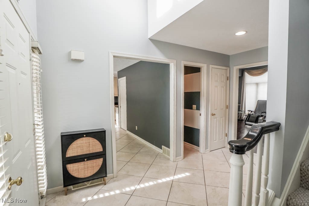 4989 Belden Park Drive, North Canton, Ohio image 3