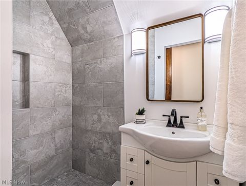 Tiny photo for 931 Amelia Avenue, Akron, OH 44302 (MLS # 5190226)