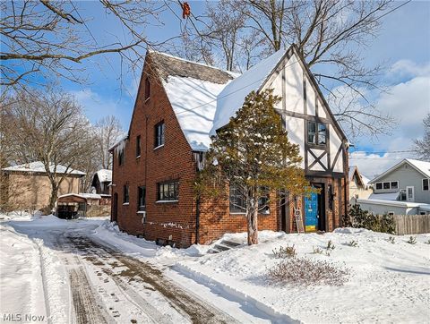 Tiny photo for 931 Amelia Avenue, Akron, OH 44302 (MLS # 5190226)