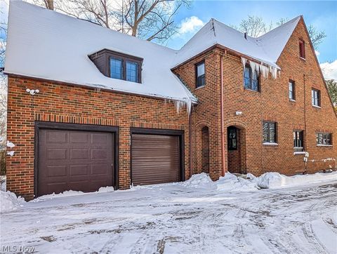 Tiny photo for 931 Amelia Avenue, Akron, OH 44302 (MLS # 5190226)