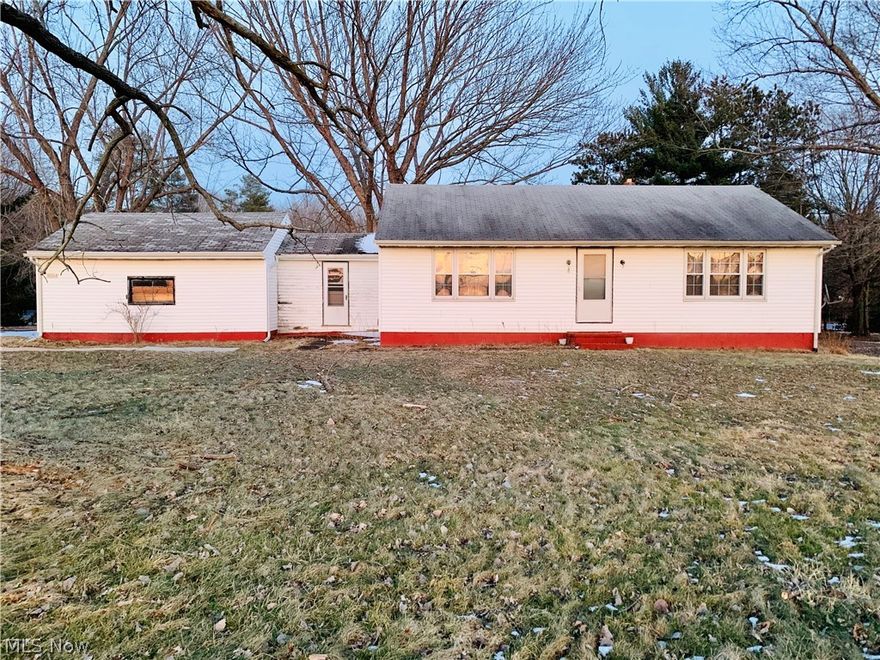 Investors special- 2 acre, 3 bedroom, 1 bath with possibility of additional rooms in basement! Seller will not make any repairs -Selling AS IS.