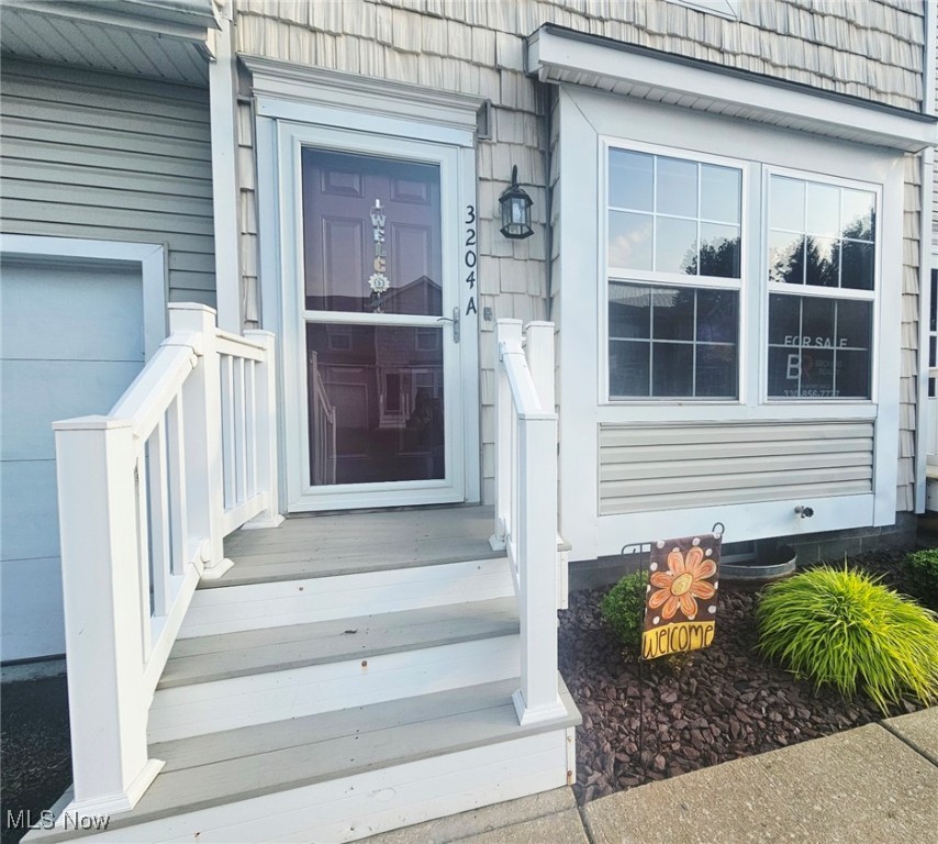 3204 Deer Trail #A, Cortland, Ohio image 2