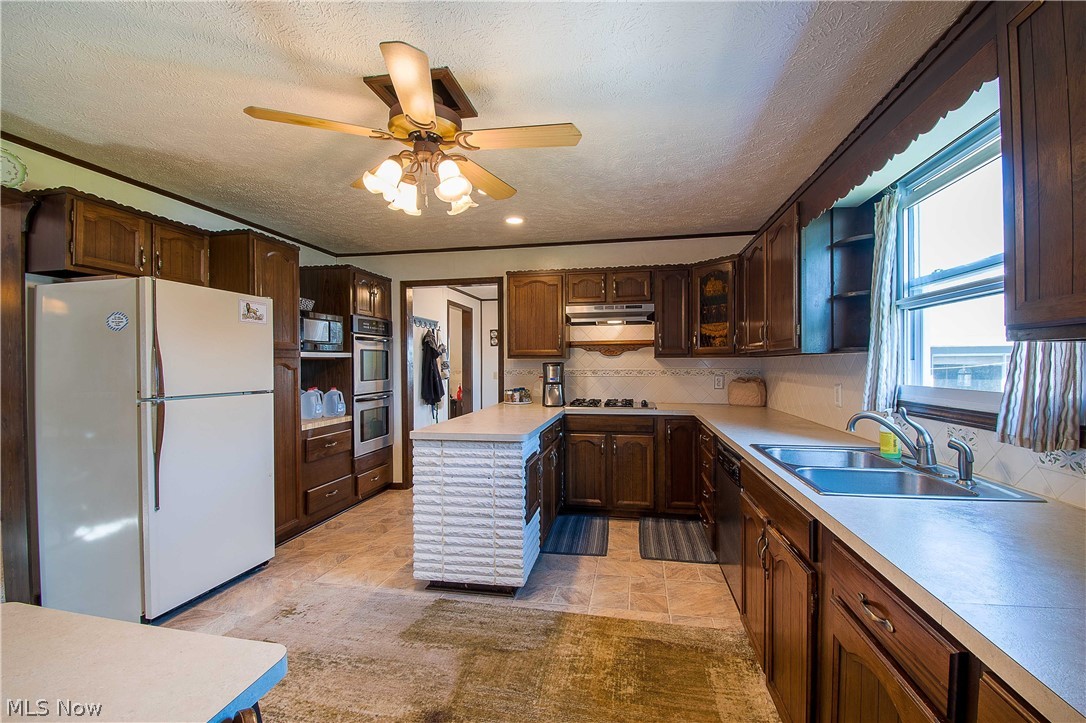 Oakwood Park - Residential