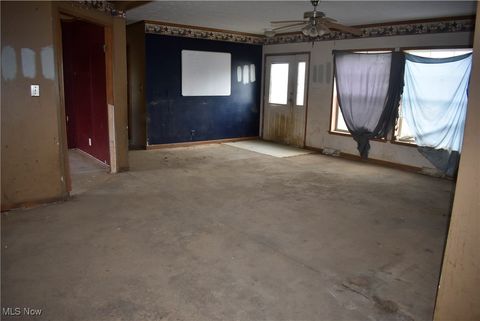 Tiny photo for 2219 State Route 170, East Palestine, OH 44413 (MLS # 5165615)