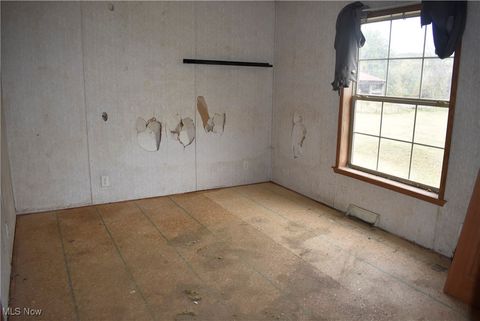Tiny photo for 2219 State Route 170, East Palestine, OH 44413 (MLS # 5165615)