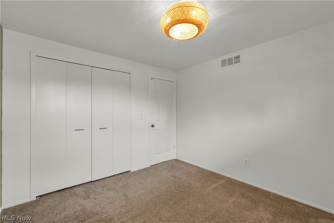 Hunting Meadows - Residential