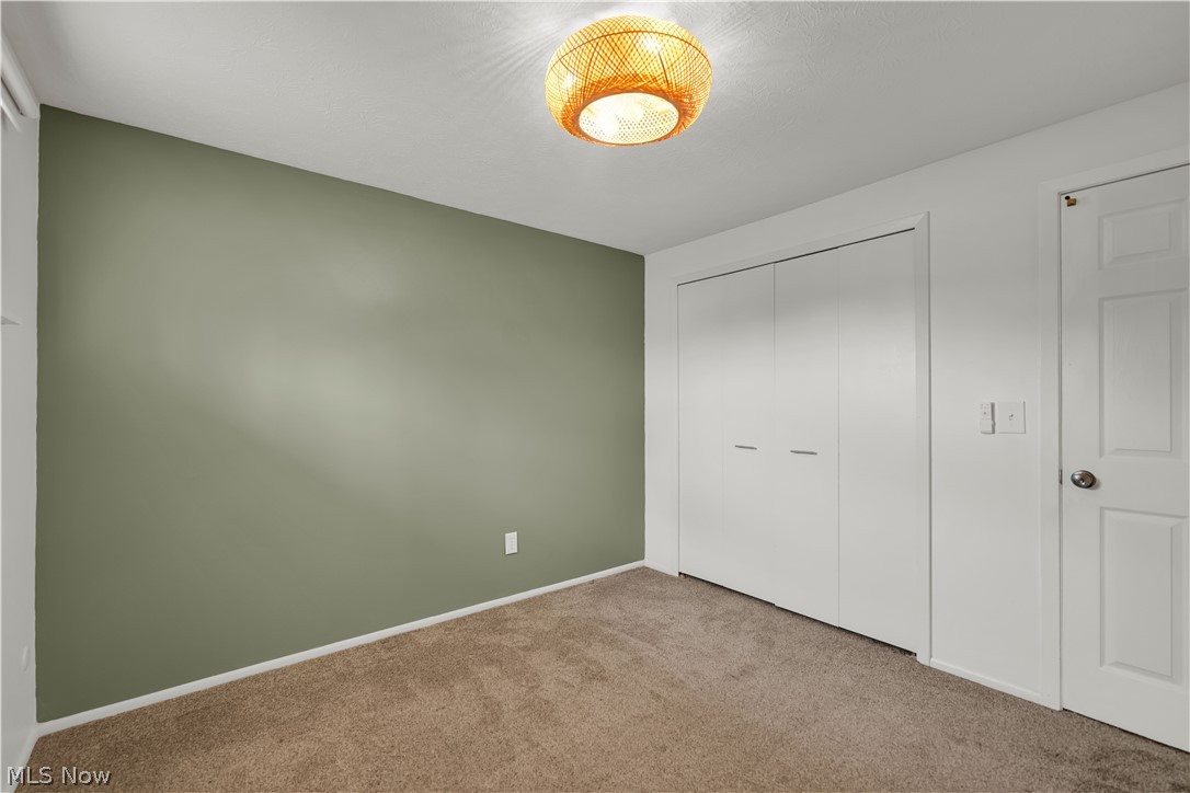 Hunting Meadows - Residential