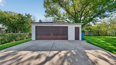 Tiny photo for 6649 Maplehurst Road, North Olmsted, OH 44070 (MLS # 5210531)