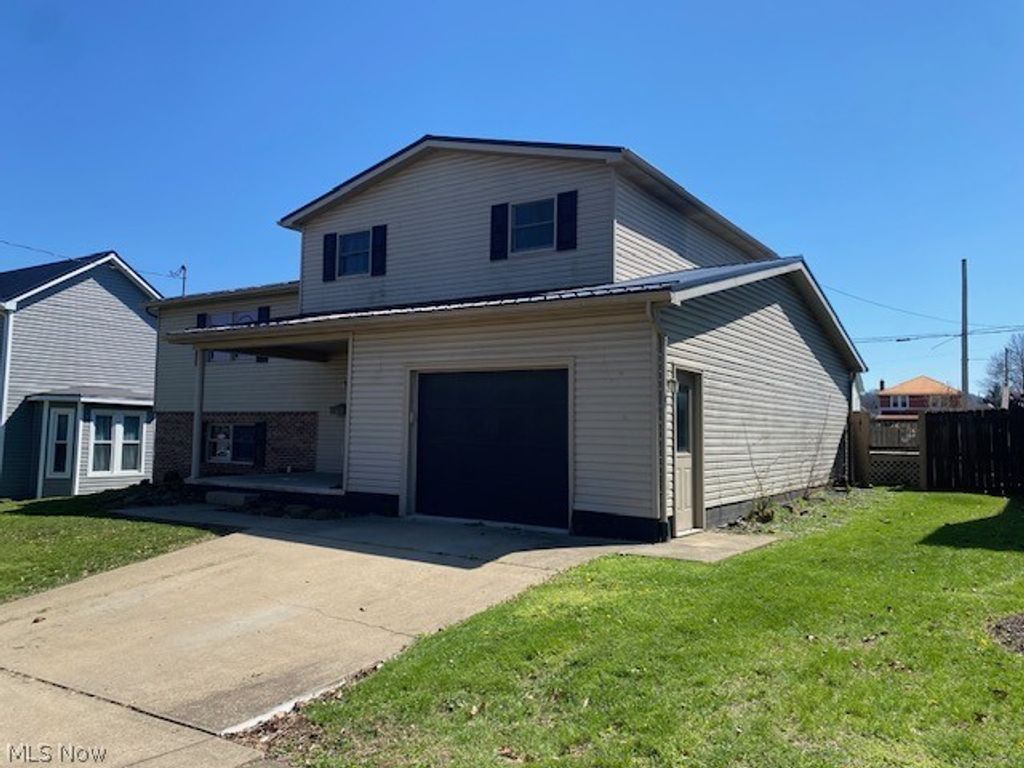 Photo of 511 Daniels Street, Toronto, OH 43964 (MLS # 5199929)