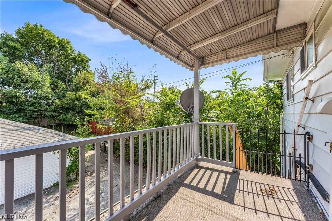 Krsconstco Resub - Residential Lease