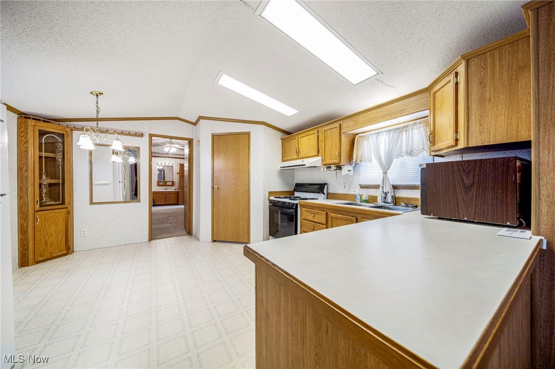 Golfway Pines - Residential