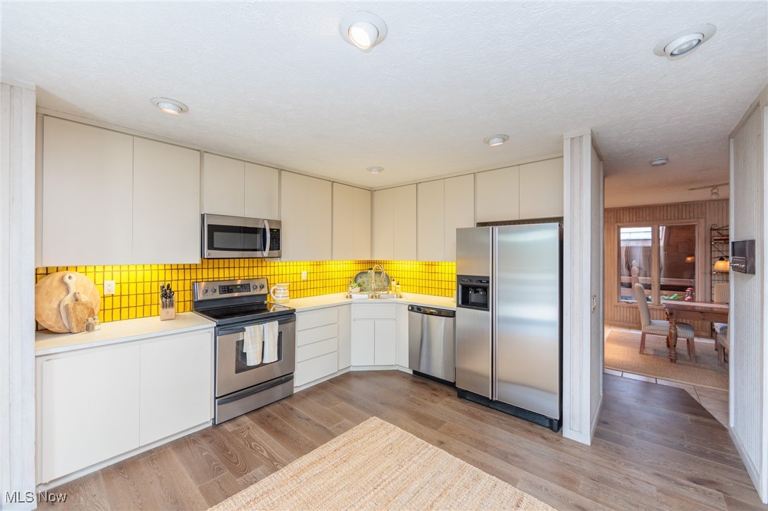 10830 Gate Post Road, Strongsville, Ohio image 28