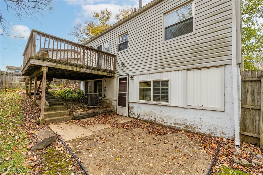 Mayflower Village 04 - Residential