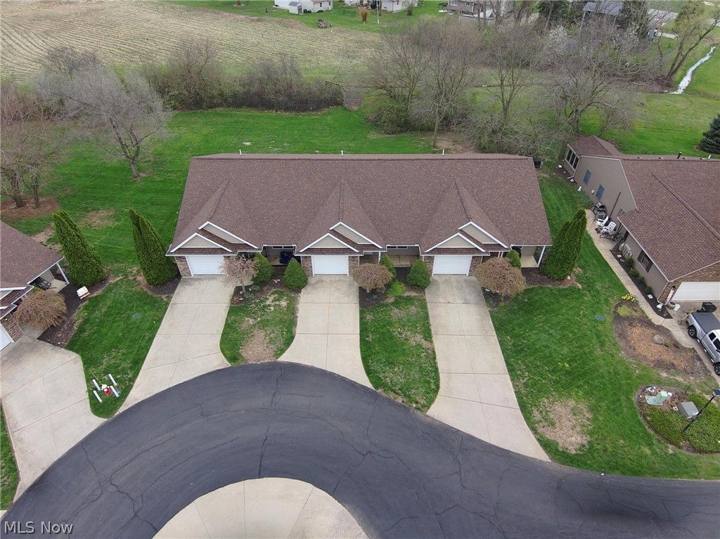 Photo of 4716 Lake Court Ct, Sandusky, OH 44870 (MLS # 5200369)