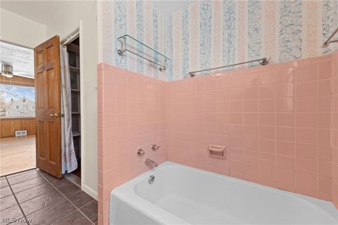 Tiny photo for 6312 E Pleasant Valley Road, Independence, OH 44131 (MLS # 5187399)